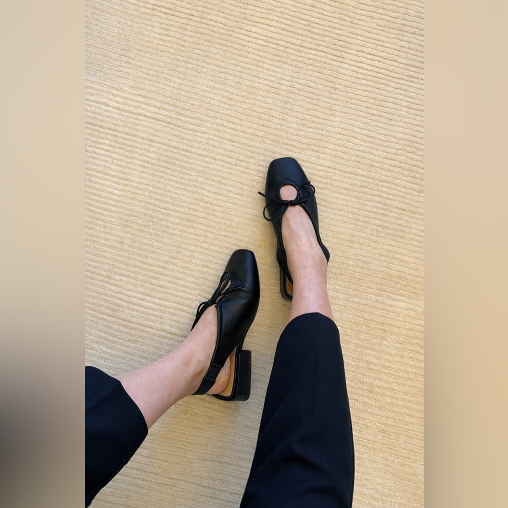 Sézane Philippine Low Mary Janes Smooth Ovine Leather in Smooth Black - Picture 9 of 11